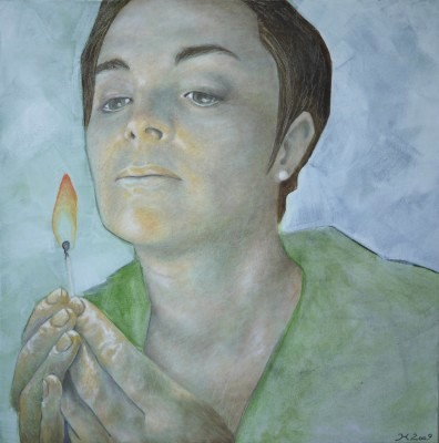 Ölbild einer Frau in grünem Pullover mit einem brennenden Streicholz, welches das Element Feuer verkörpert